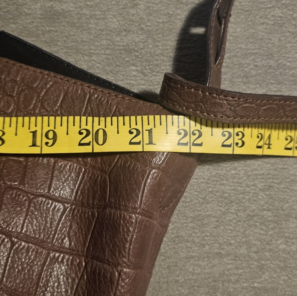Lux Phantom Style Batwing Smile Designer Purse - Picture 6 of 8